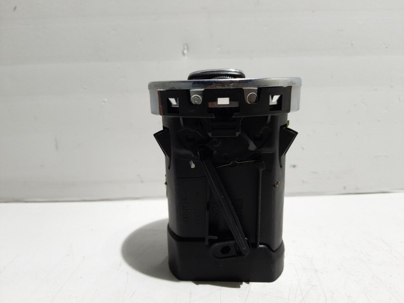 Recambio de aireador calefaccion para peugeot 308 referencia OEM IAM 9658515377  