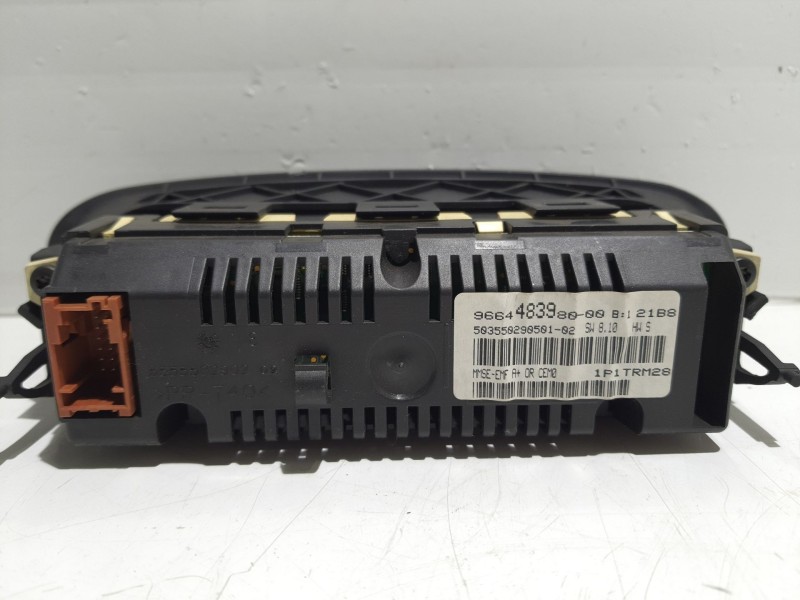 Recambio de pantalla multifuncion para peugeot 308 referencia OEM IAM 9664483980  