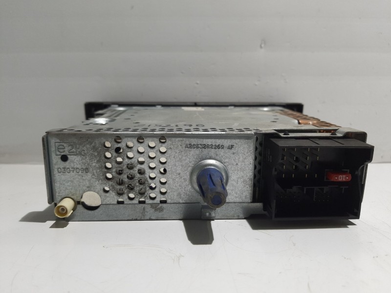 Recambio de sistema audio / radio cd para peugeot 308 referencia OEM IAM 96650205XH A2C53287223 