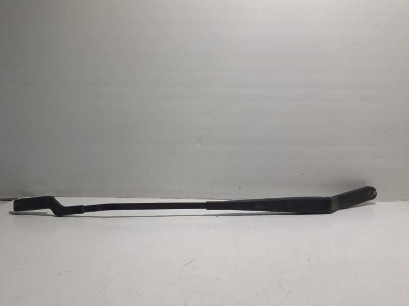 Recambio de brazo limpia delantero izquierdo para peugeot 308 referencia OEM IAM 9680477080  