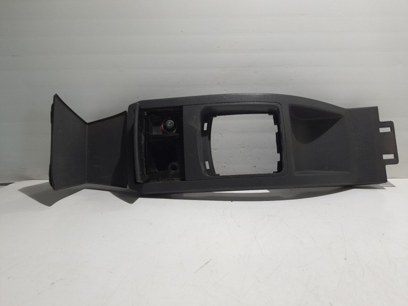 Recambio de cenicero para volkswagen polo (9n1) referencia OEM IAM 6Q1857961 6Q1863241 