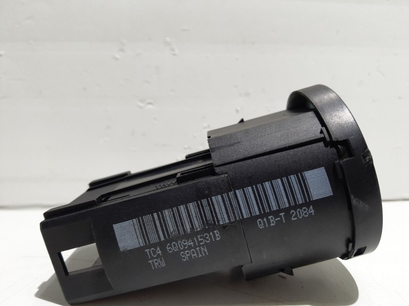 Recambio de mando luces para volkswagen polo (9n1) referencia OEM IAM 6Q0941531B  