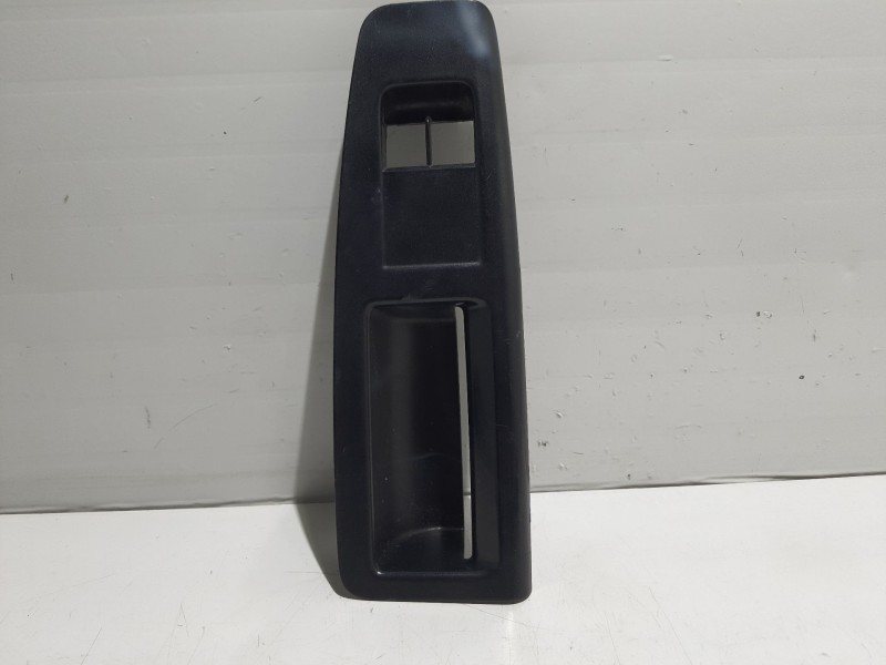 Recambio de asidero puerta delantera izquierda para volkswagen polo (9n1) referencia OEM IAM 6Q1867171E  