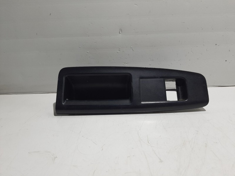 Recambio de asidero puerta delantera izquierda para volkswagen polo (9n1) referencia OEM IAM 6Q1867171E  