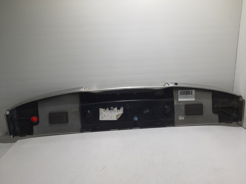 Recambio de aleron trasero para renault clio ii fase ii (b/cb0) generique referencia OEM IAM 7700427352   Recambio de aleron trasero para renault clio ii fase ii (b/cb0) generique referencia OEM IAM 7700427352