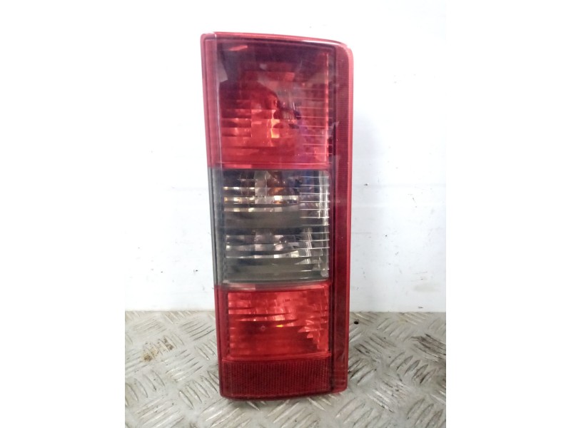 Recambio de piloto trasero derecho para opel combo (corsa c) referencia OEM IAM 0  