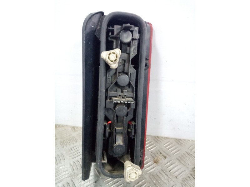 Recambio de piloto trasero izquierdo para opel combo (corsa c) referencia OEM IAM 0  