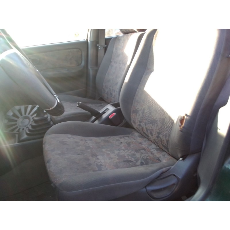 nissan almera (n15) del año 1998