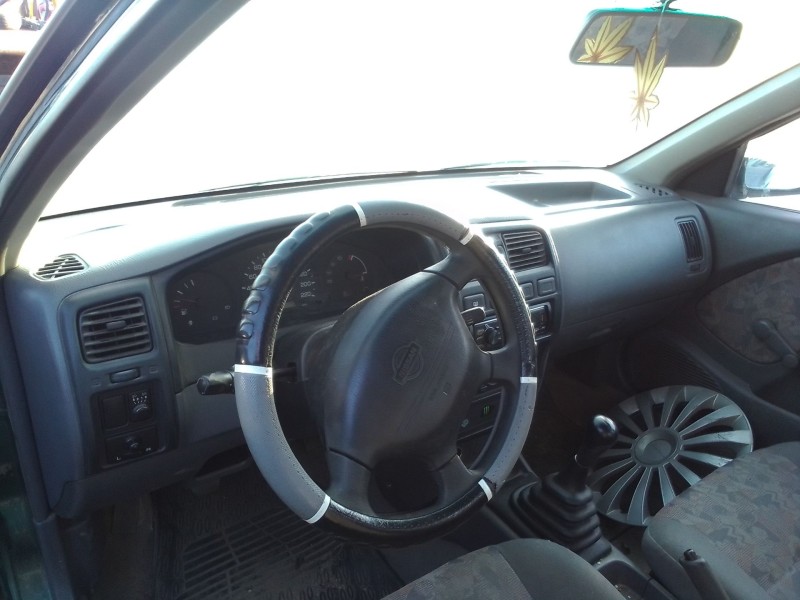 nissan almera (n15) del año 1998