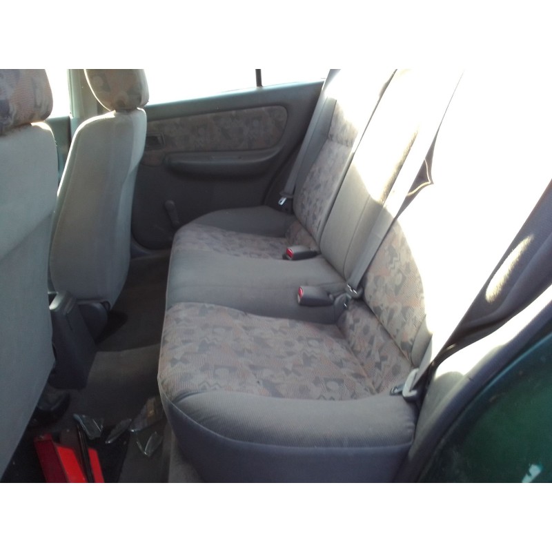 nissan almera (n15) del año 1998