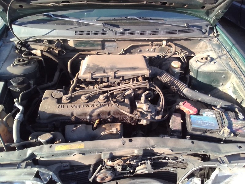 nissan almera (n15) del año 1998