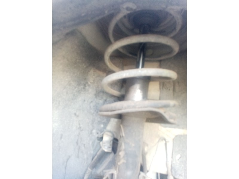 Recambio de amortiguador delantero izquierdo para peugeot 206 berlina referencia OEM IAM 0  