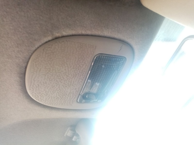 Recambio de luz interior para peugeot 206 berlina referencia OEM IAM 0  