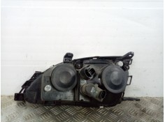 Recambio de faro derecho para toyota avensis t22 referencia OEM IAM    2