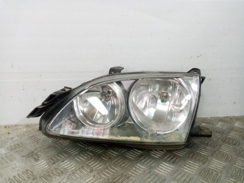 Recambio de faro izquierdo para toyota avensis t22 referencia OEM IAM   