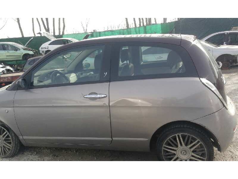 lancia ypsilon (101) 1.3 multijet 16v platino (66kw) (10.2006)   |   10.06 - 12.10 | 2006 - 2010 | 90 cv / 66 kw del año 2006