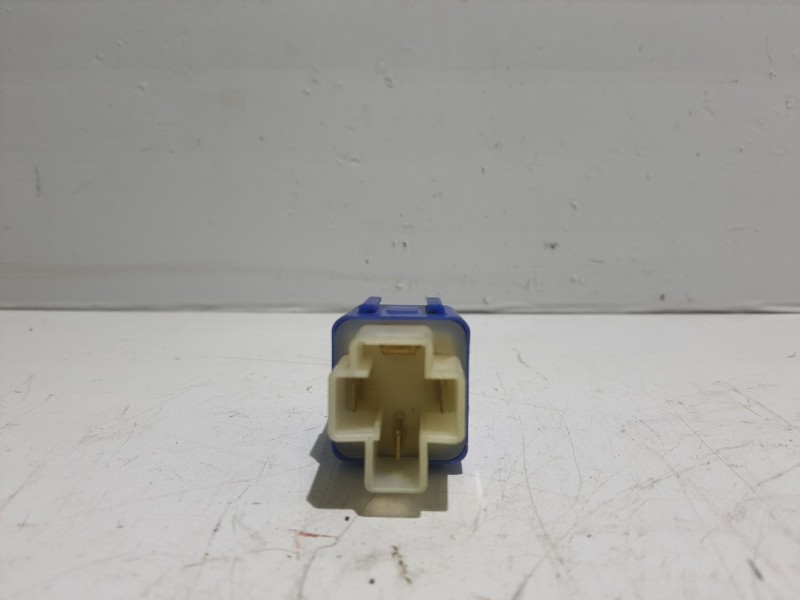 Recambio de rele para nissan almera (n15) referencia OEM IAM 2523079981  