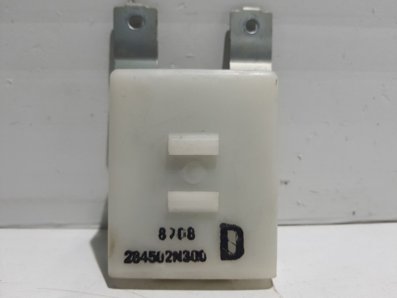 Recambio de centralita cierre para nissan almera (n15) referencia OEM IAM 284502N300  