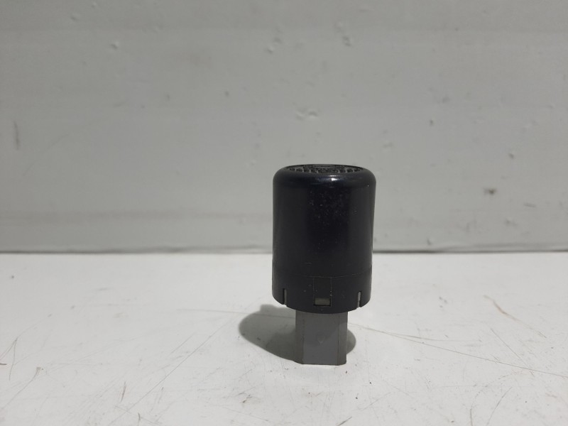 Recambio de rele para nissan almera (n15) referencia OEM IAM 24330C9960 24330C9960 24330C9960