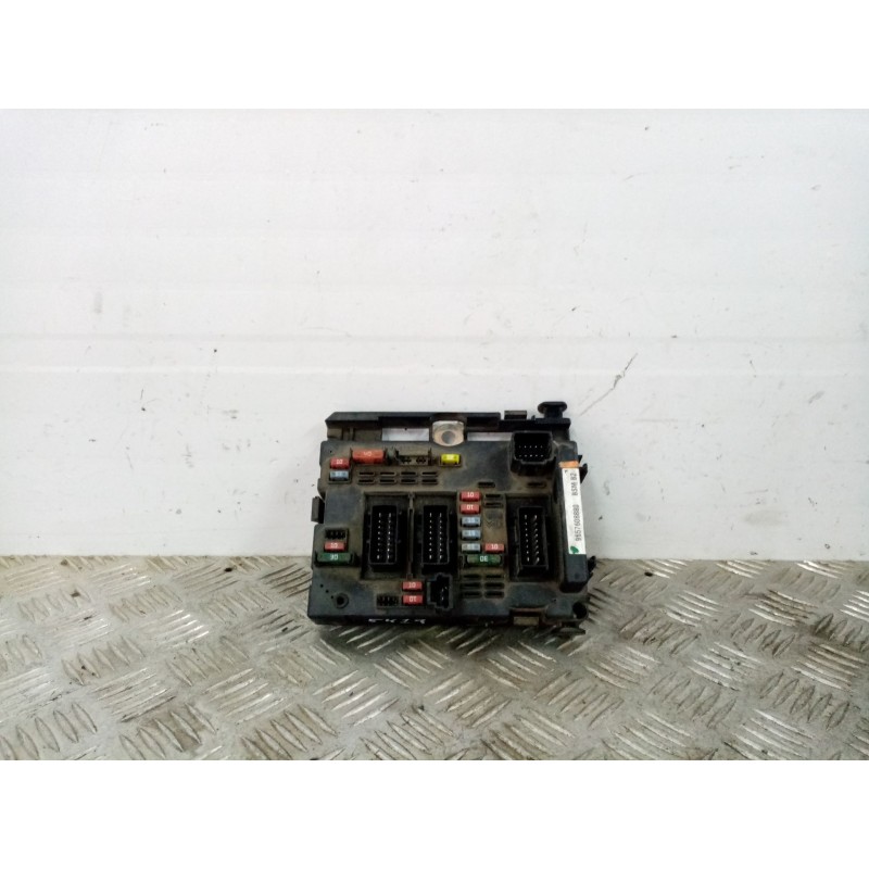 Recambio de caja bsm para peugeot 206 berlina referencia OEM IAM 9657608780  