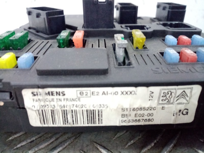 Recambio de centralita bsi para peugeot 206 berlina referencia OEM IAM 9653667680  