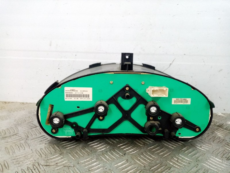 Recambio de cuadro instrumentos para peugeot 206 berlina referencia OEM IAM 9656696580  