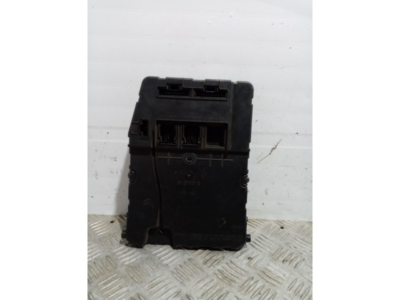 Recambio de centralita bsi para renault scenic ii referencia OEM IAM   