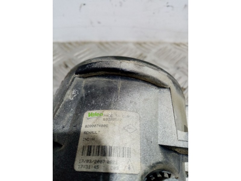 Recambio de faro antiniebla izquierdo para renault scenic ii referencia OEM IAM 0  
