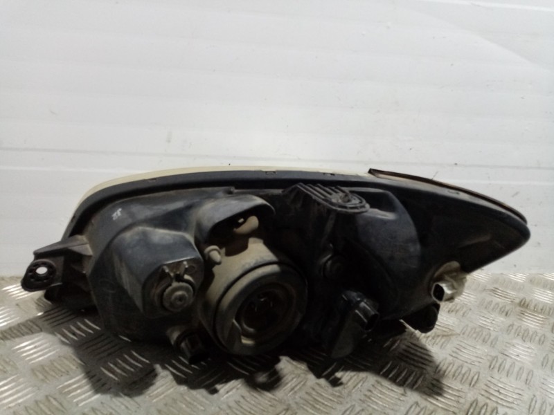 Recambio de faro derecho para hyundai getz (tb) referencia OEM IAM   