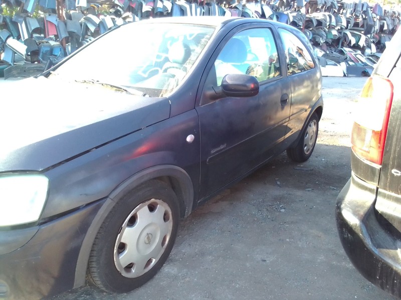 opel corsa c del año 2001