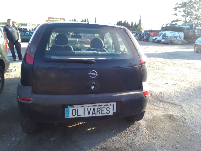 opel corsa c del año 2001