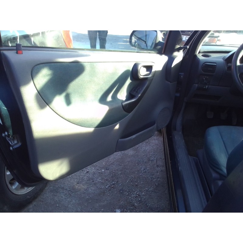 opel corsa c del año 2001