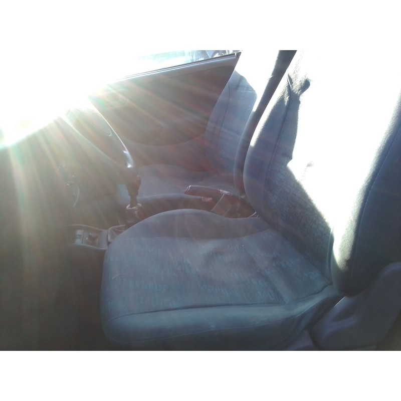 opel corsa c del año 2001