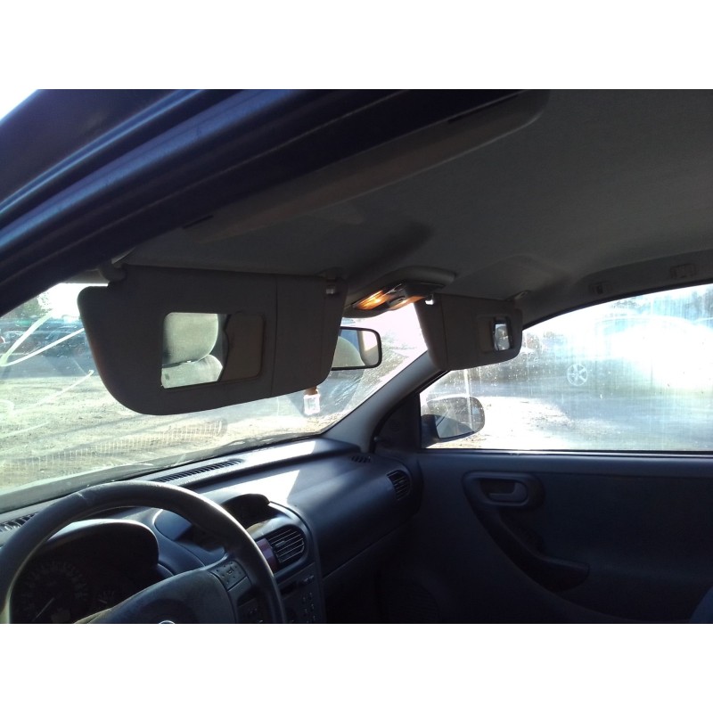 opel corsa c del año 2001