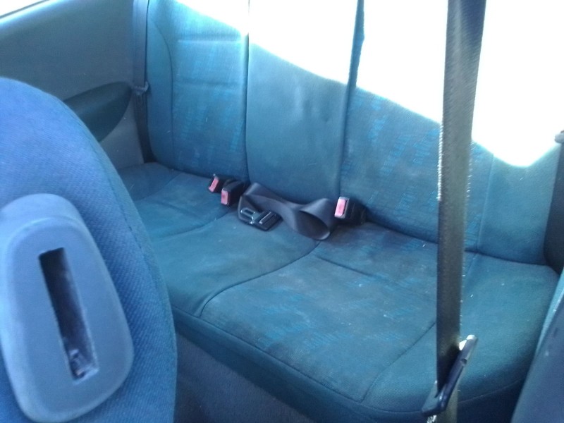 opel corsa c del año 2001