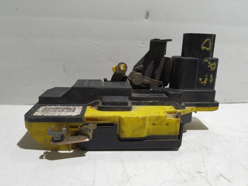 Recambio de cerradura puerta trasera derecha para volvo s80 berlina 2.5 d referencia OEM IAM B6284T  