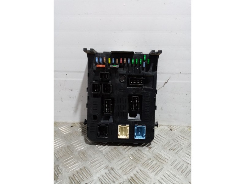 Recambio de centralita bsi para citroen c4 berlina referencia OEM IAM 0  