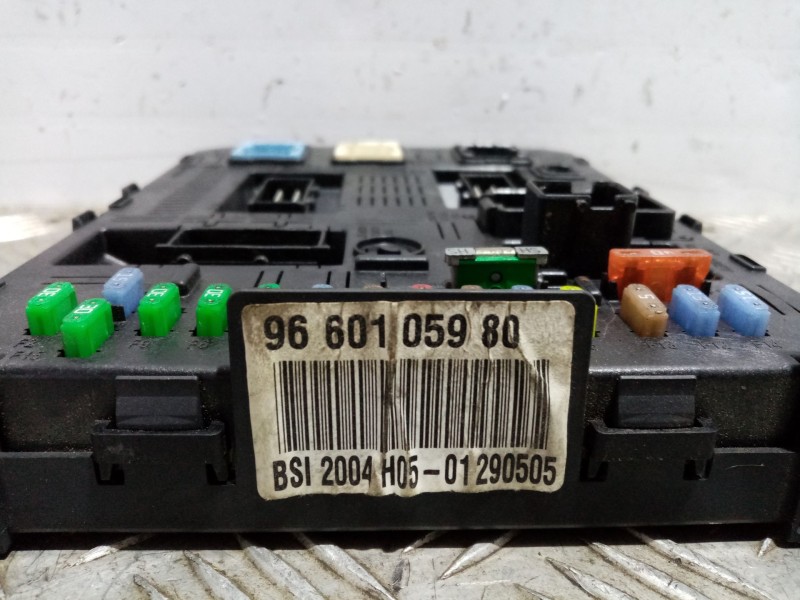 Recambio de centralita bsi para citroen c4 berlina referencia OEM IAM 0  