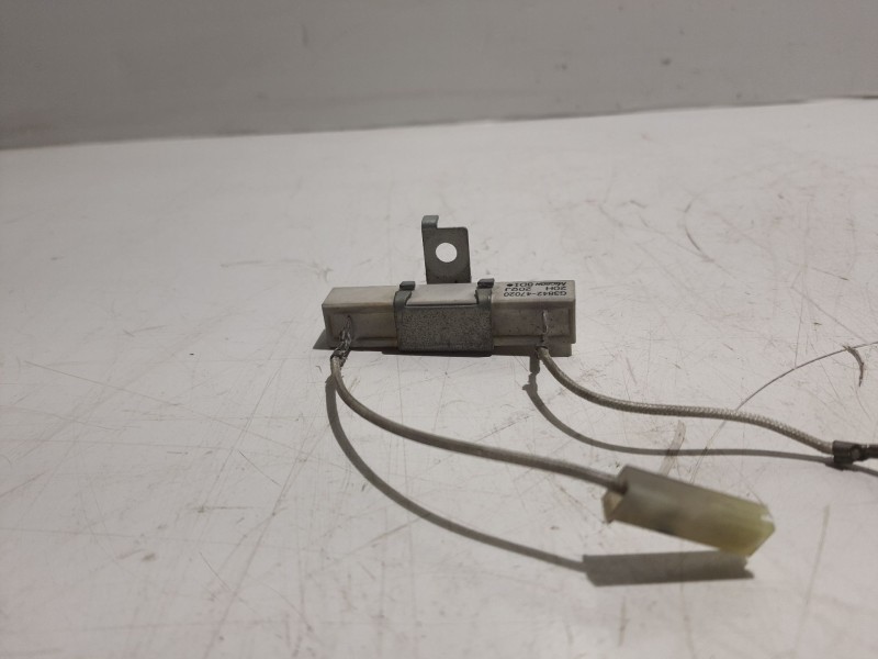 Recambio de modulo electronico para toyota prius (nhw20) referencia OEM IAM G384247020  