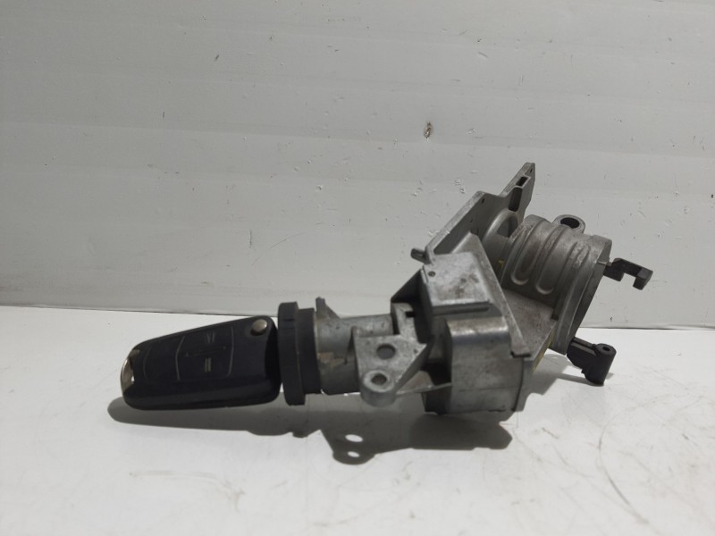 Recambio de conmutador de arranque para opel astra h berlina referencia OEM IAM N0501881  2421430