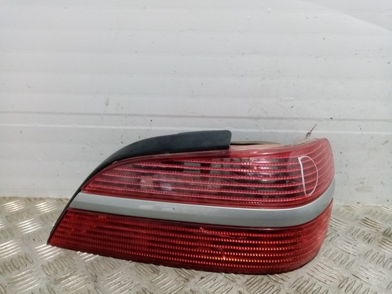 Recambio de piloto trasero derecho para peugeot 406 break (s1/s2) referencia OEM IAM   