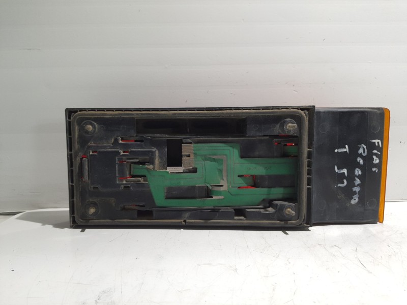 Recambio de piloto trasero izquierdo para lada samara (2108/2109) referencia OEM IAM 21083716093  