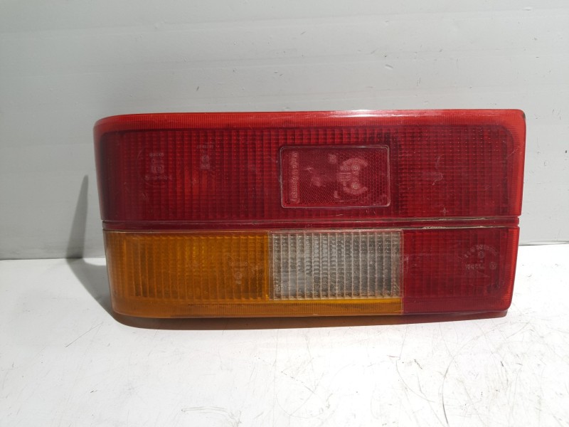 Recambio de piloto trasero derecho para renault 18 1.6 referencia OEM IAM 13431343  