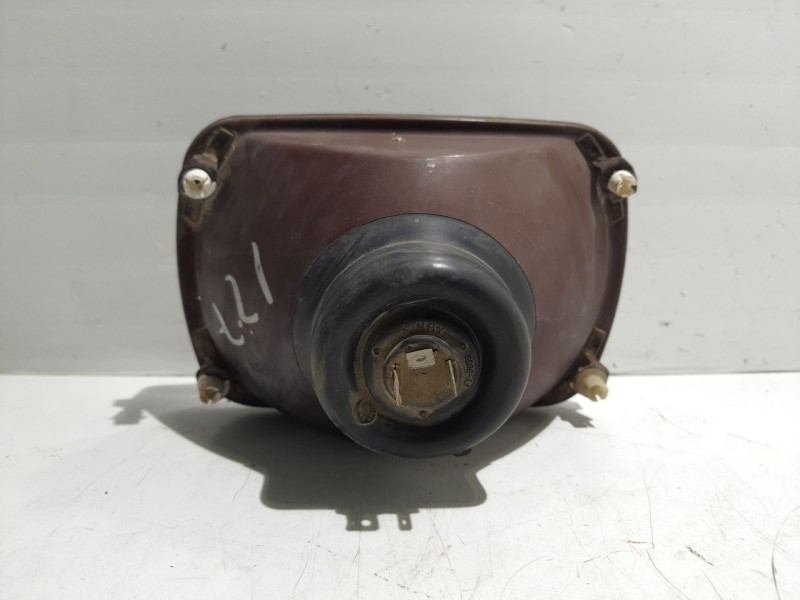 Recambio de faro izquierdo para seat 127 4p 127 4p referencia OEM IAM   
