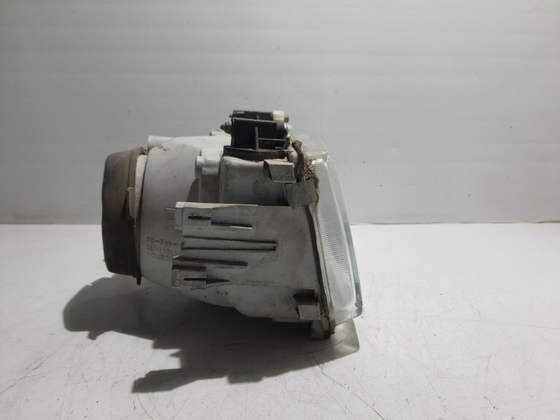 Recambio de faro derecho para lancia dedra berl. referencia OEM IAM   