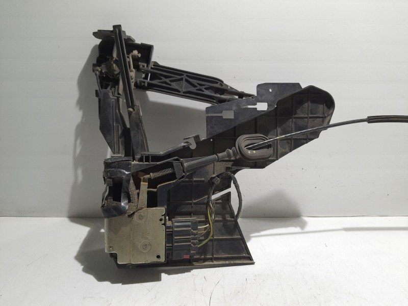 Recambio de cerradura puerta delantera izquierda para ford fusion (cbk) trend referencia OEM IAM 2N11N219A  