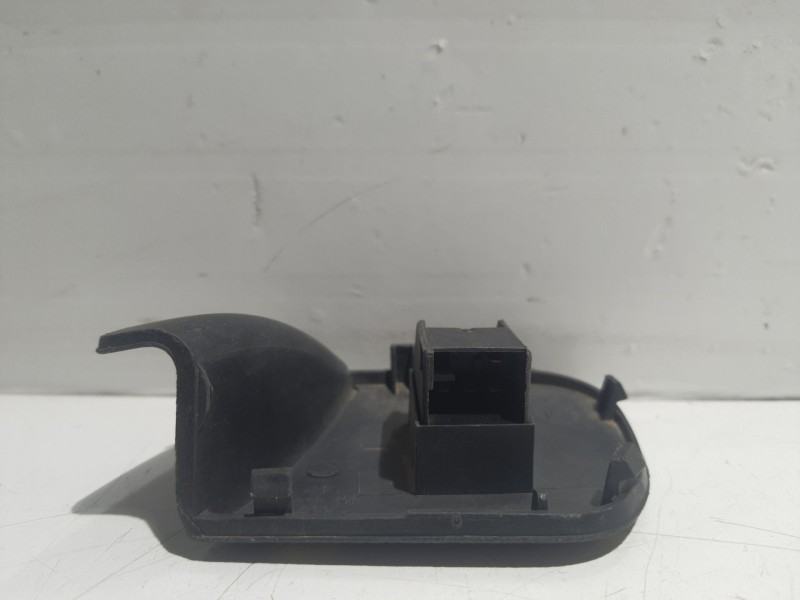 Recambio de mando elevalunas delantero derecho para skoda octavia berlina (1z3) referencia OEM IAM    Recambio de mando elevalunas delantero derecho para skoda octavia berlina (1z3) referencia OEM IAM