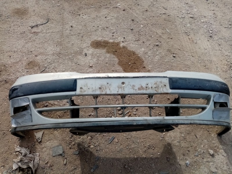 Recambio de paragolpes delantero para renault megane i fase 2 berlina (ba0) referencia OEM IAM 0  