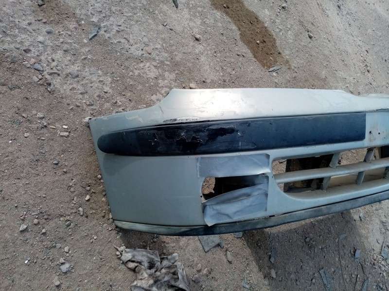 Recambio de paragolpes delantero para renault megane i fase 2 berlina (ba0) referencia OEM IAM 0  