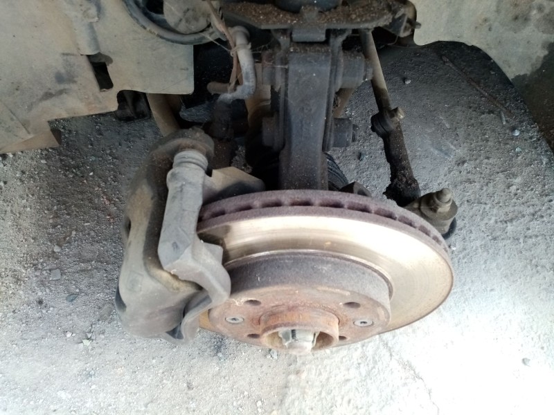 Recambio de mangueta delantera izquierda para renault megane i fase 2 berlina (ba0) referencia OEM IAM 0  